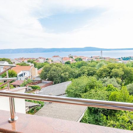 Apartments Laganini Novi Vinodolski Bagian luar foto